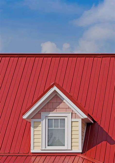 The Ultimate Buying Guide For Red Metal Roof Materials